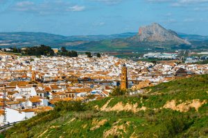 Minibus transfers from Malaga airport to Antequera